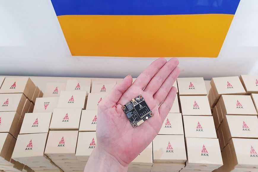 Відеопередавач AKK FX2 Ultimate 5.8GHz 1200mW 30.5x30.5мм DT1557UA фото