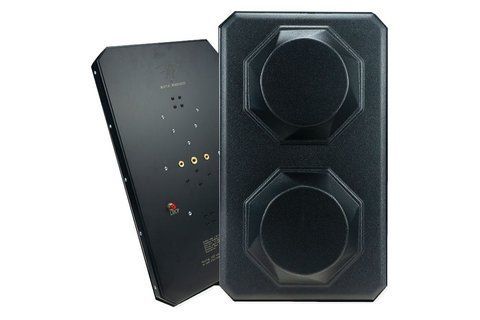 Антена 1.2GHz Maple патч 12dB SMA DT1970UA фото